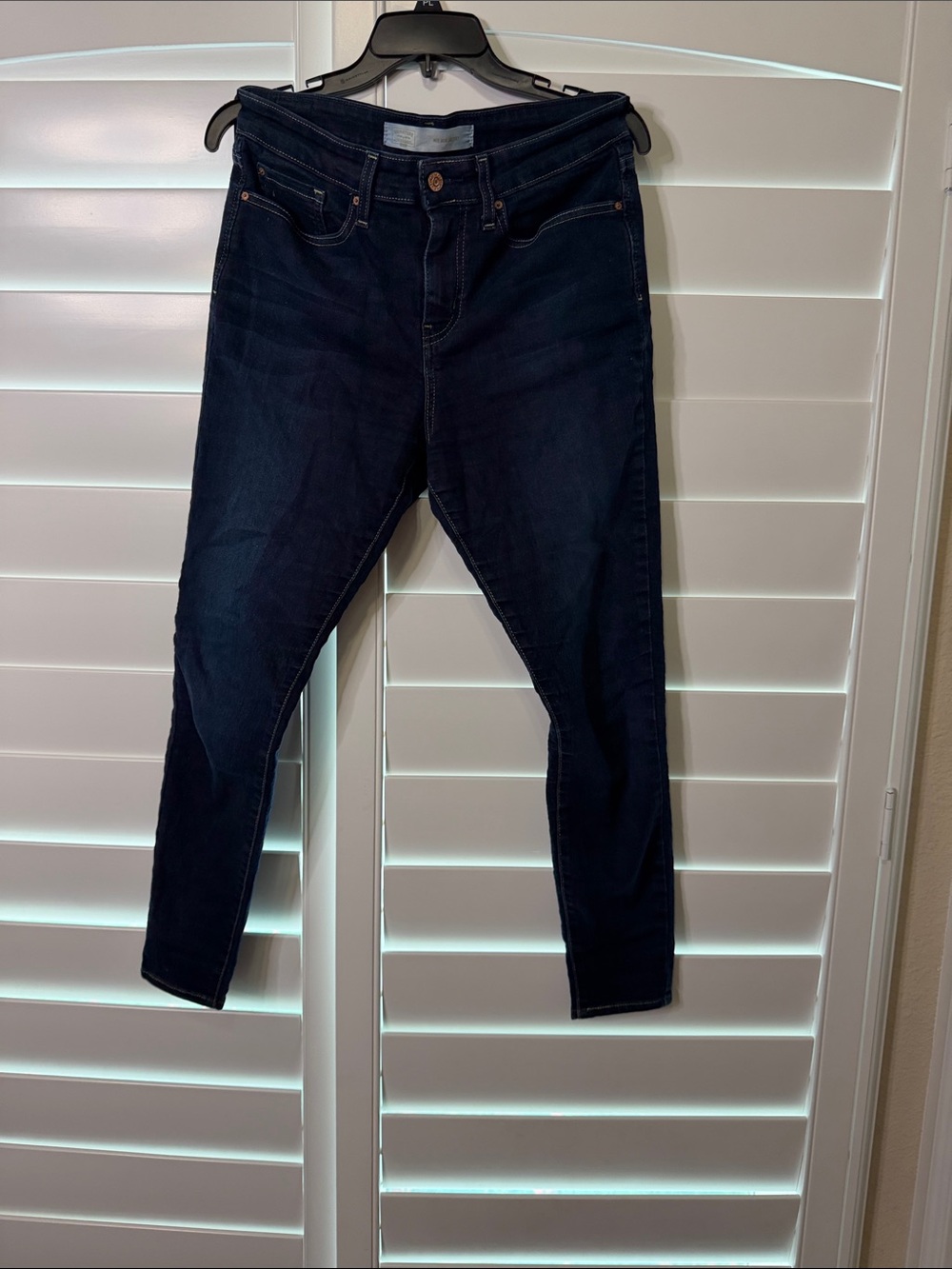 Signature by Levi Strauss Indigo Skinny Jeans